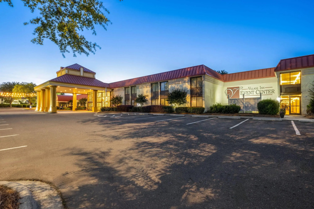 Village Inn Clemmons-Winston Salem, Trademark by Wyndham