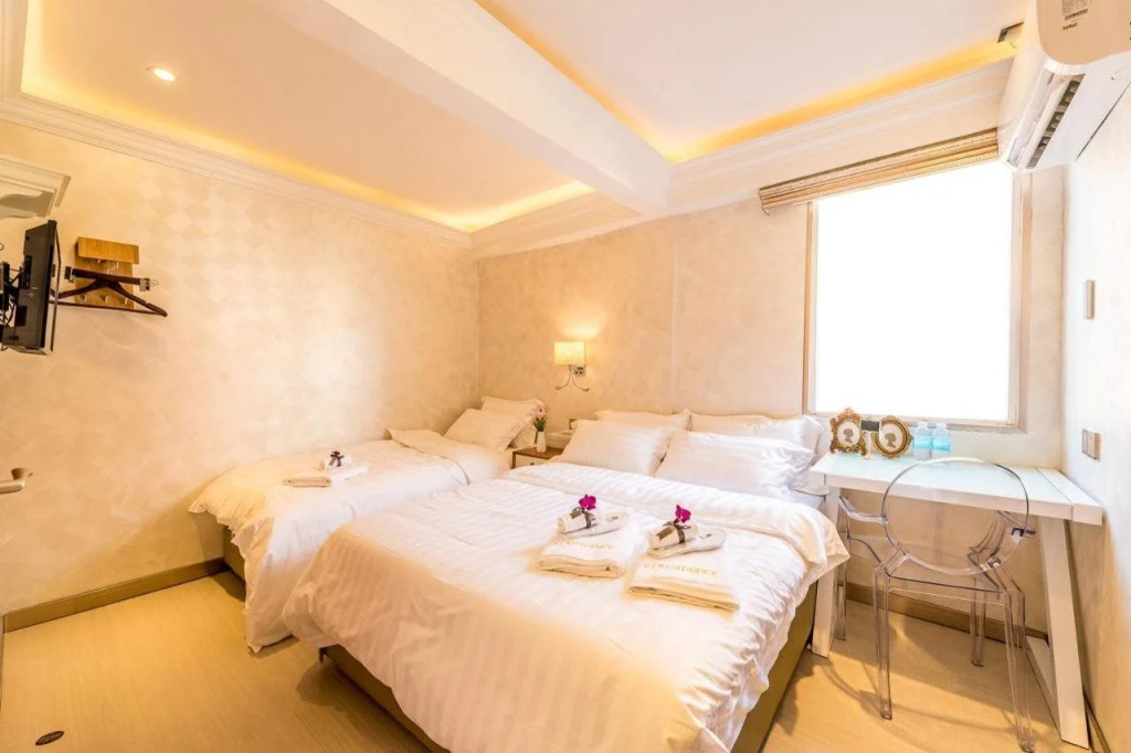 CJ Residence - Opposite Public Bank Centre Point