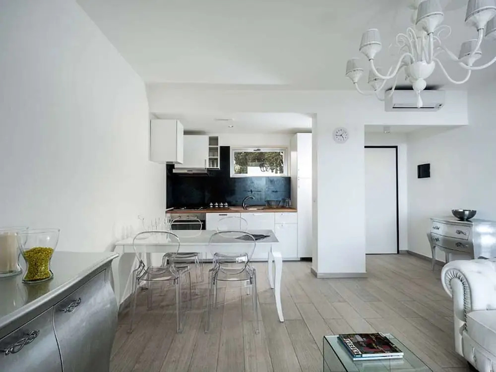 Exclusive Residence With Pool, Breathtaking Views on Taormina and on the sea