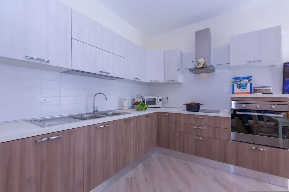Serena 1 in Alassio With 2 Bedrooms and 2 Bathrooms
