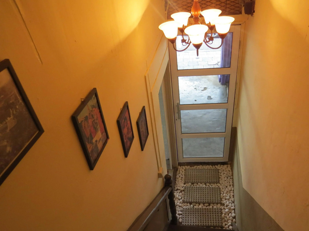 Super Rich Guest House
