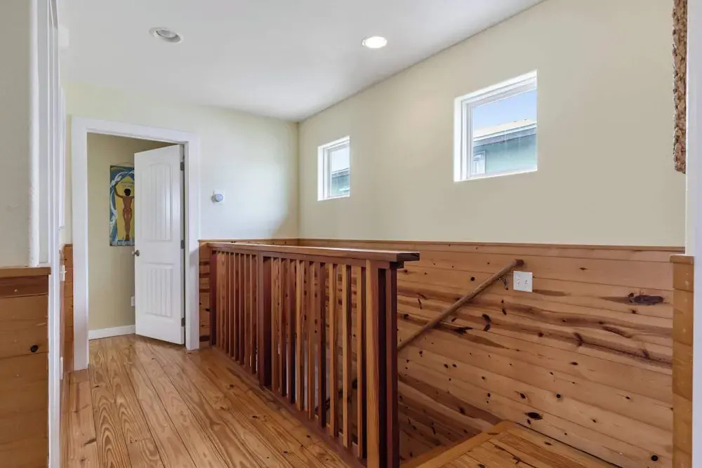 Prime Location 5 Bedrooms Pool Sleeps 14