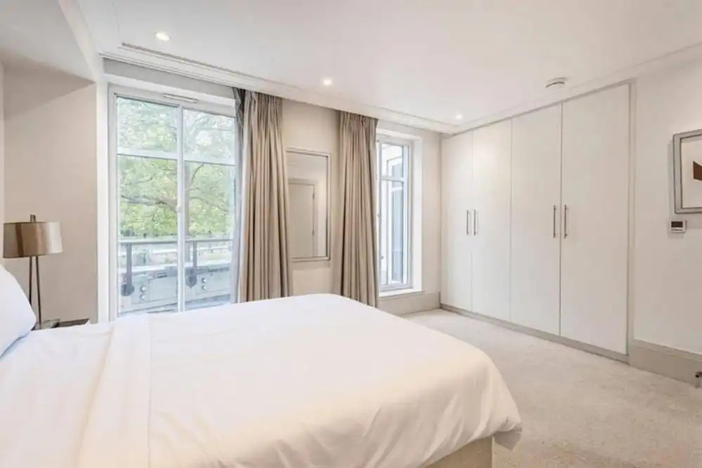 Luxury Mayfair Flat on Park Lane Hyde Park Views