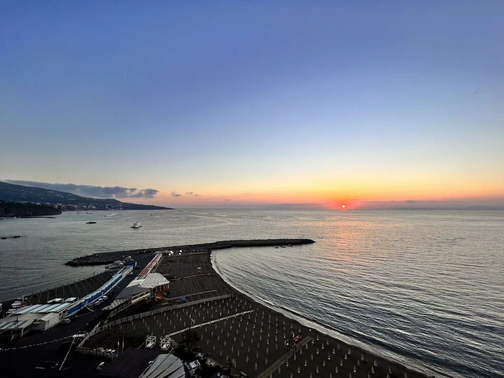 Sorrento Sunset Home