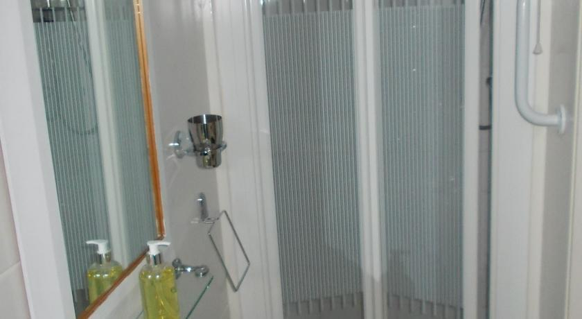 Con Amore Guest House