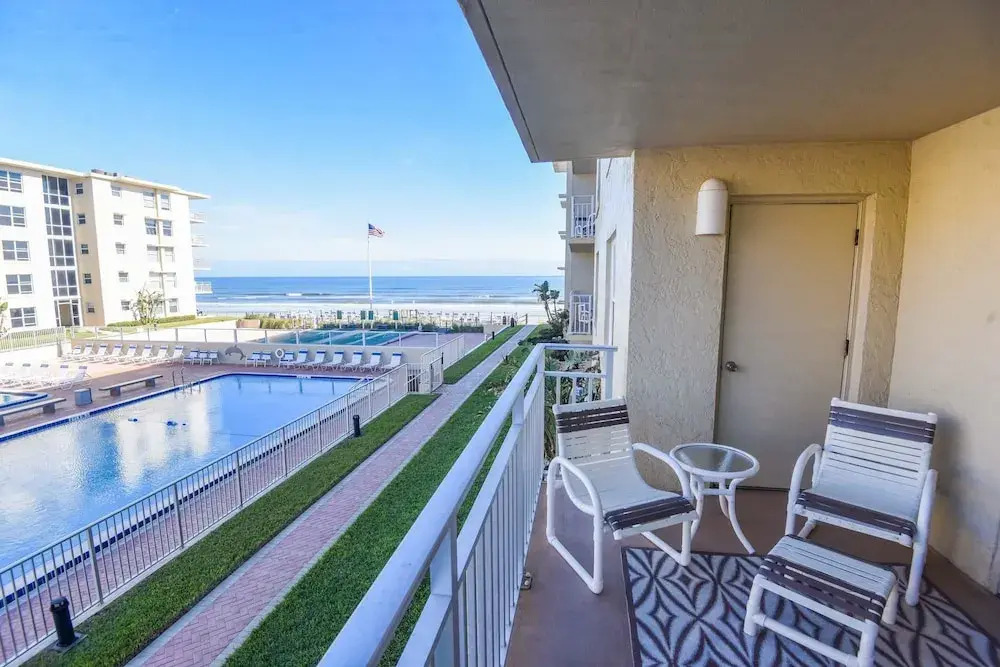 Sea Coast Gardens III 209 Apartment 2