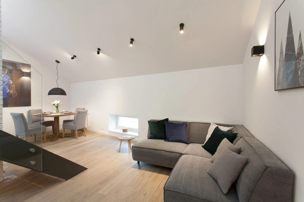 MINT Luxury Apartments at the Main Square