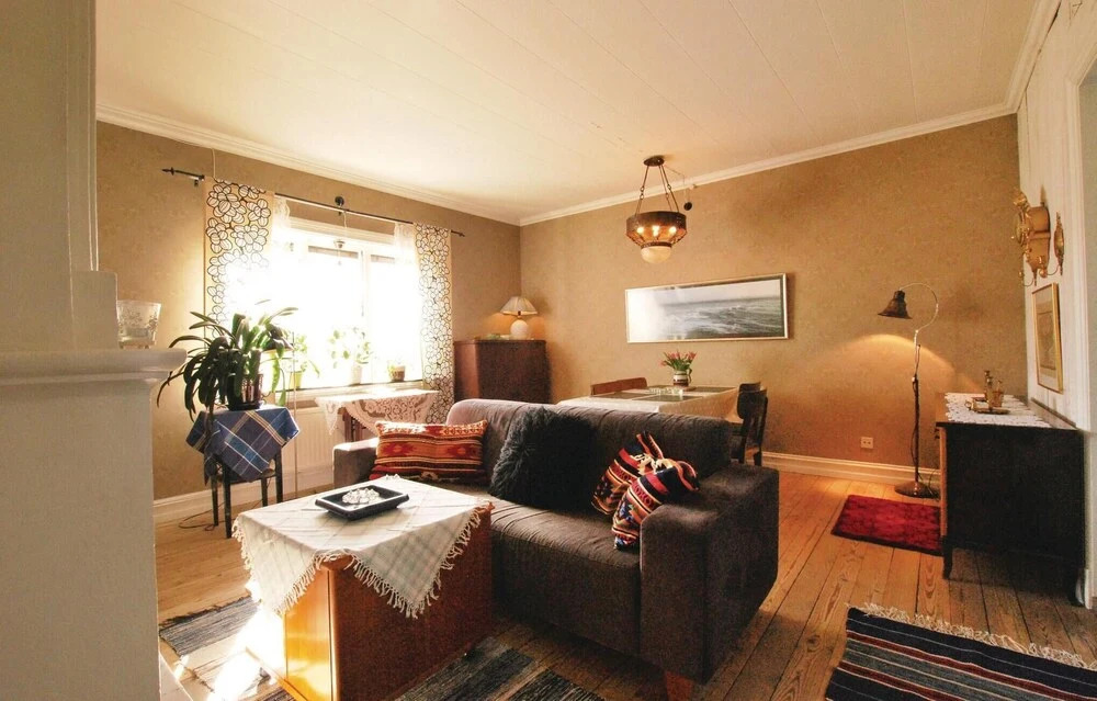 2 Bedroom Lovely Home In Hultsfred