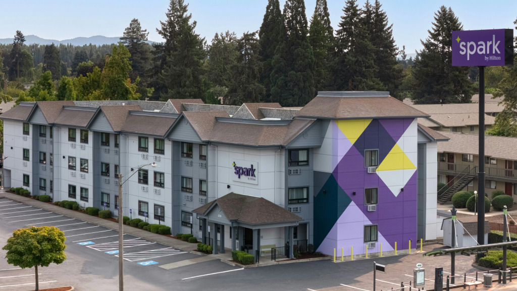 Spark by Hilton Springfield Eugene