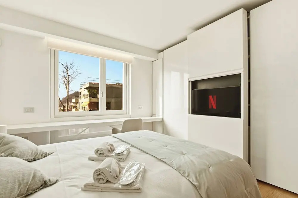 Generoso Luxury Lake View Suite in Lugano
