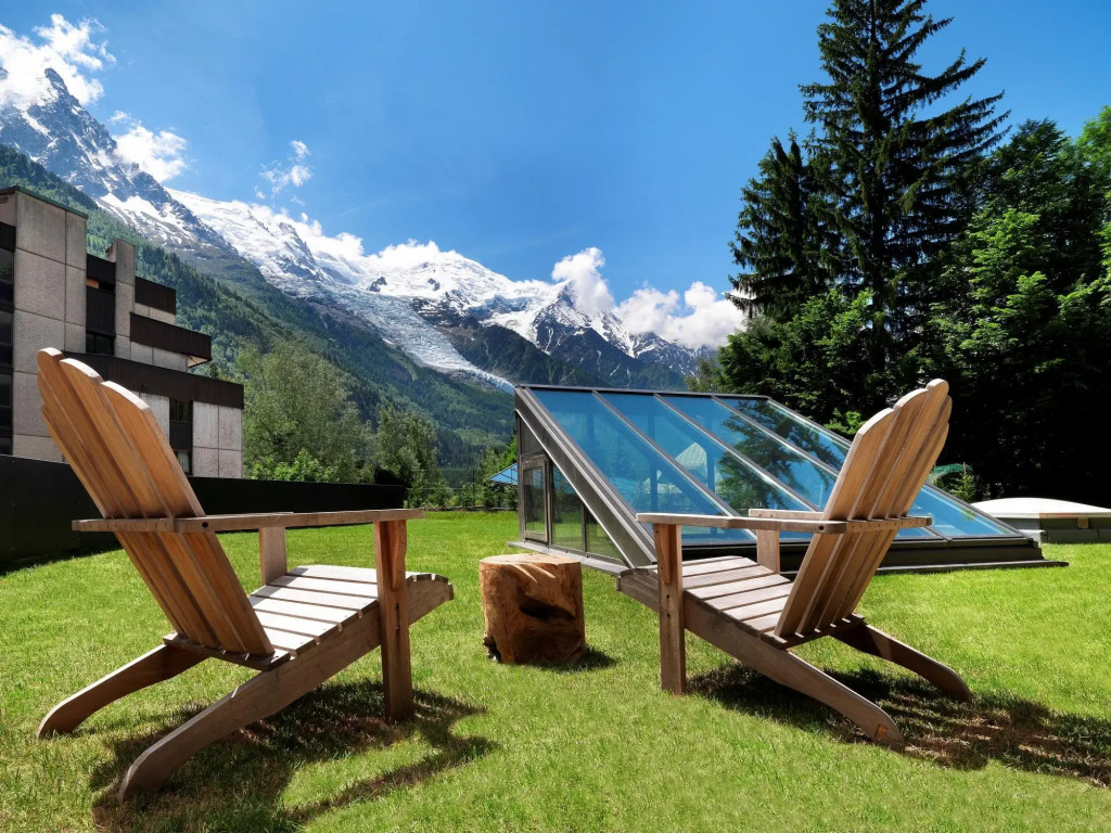 Chalet Hôtel le Prieuré and SPA