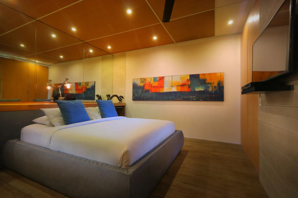 Clio Apartment