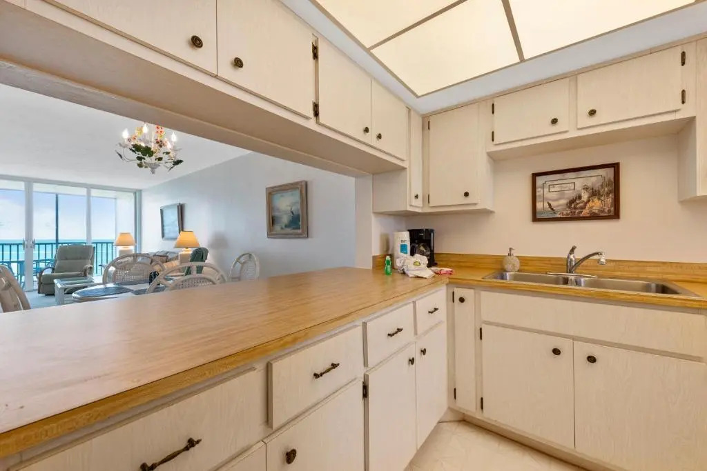 Sun Caper 807, 2 Bedrooms, Gulf Front, Elevator, Sleeps 6, Heated Pool