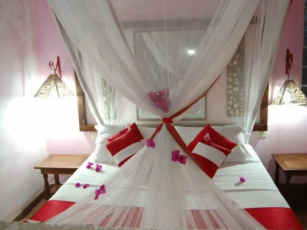 Madiro Hotel