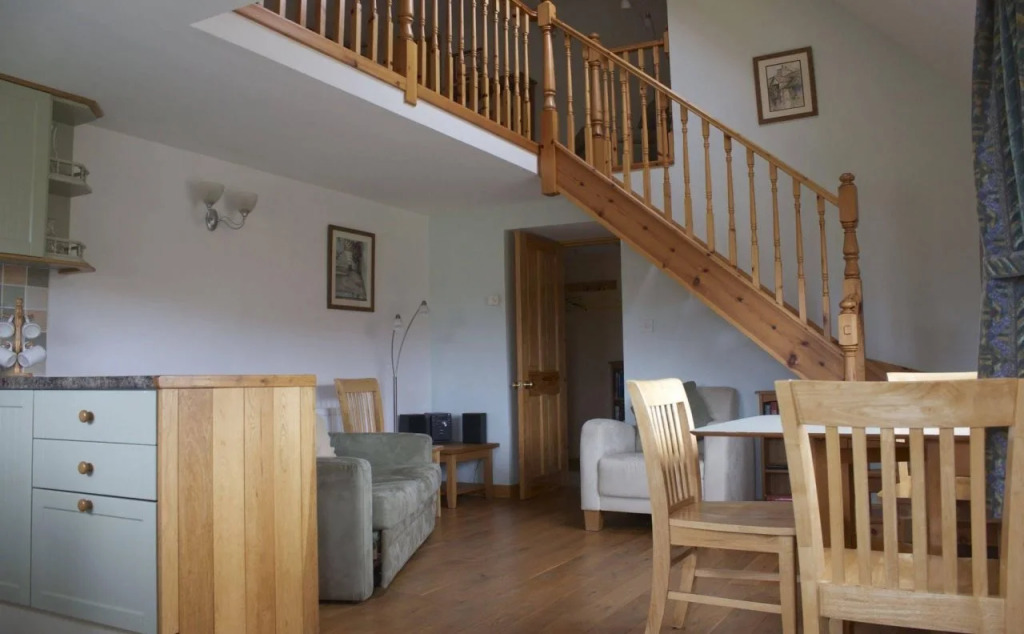 Glebe Barn - Hostel