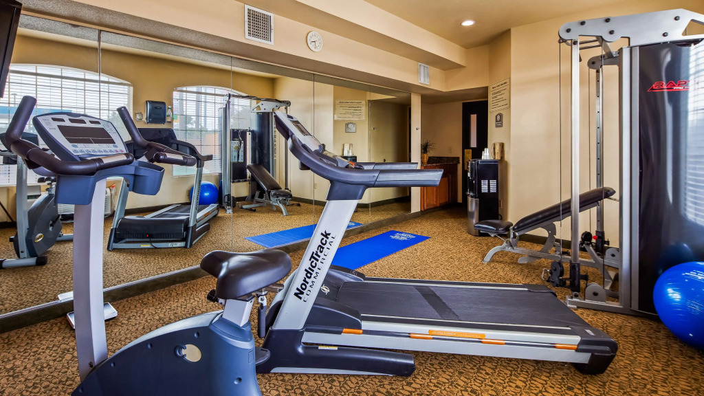 Best Western Windsor Pointe Hotel & Suites-Frost Bank Center