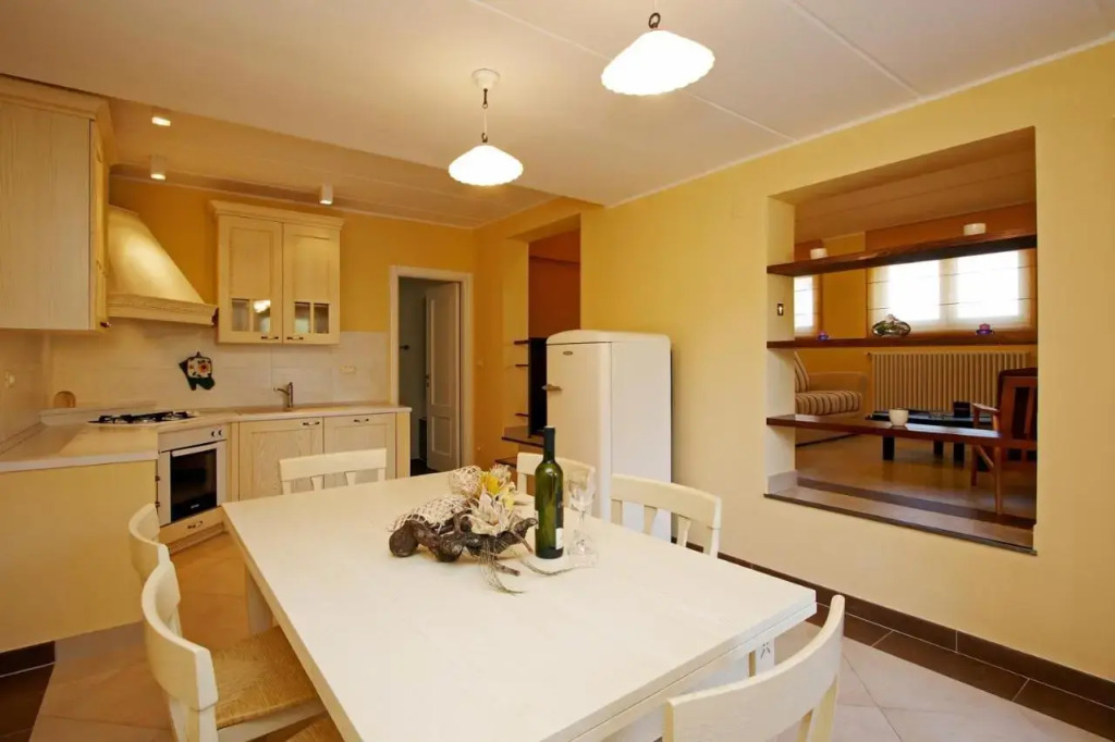 Guesthouse Barboska-pool & tennis court