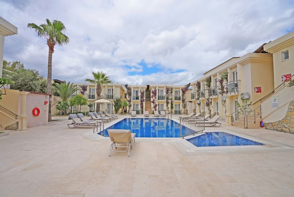Ömer Aybak Beach Hotel