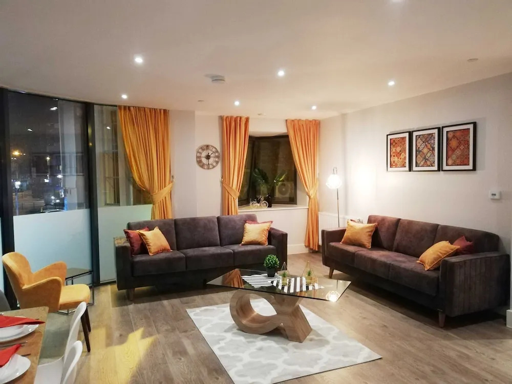 Elegant Plus Luxury Apartments