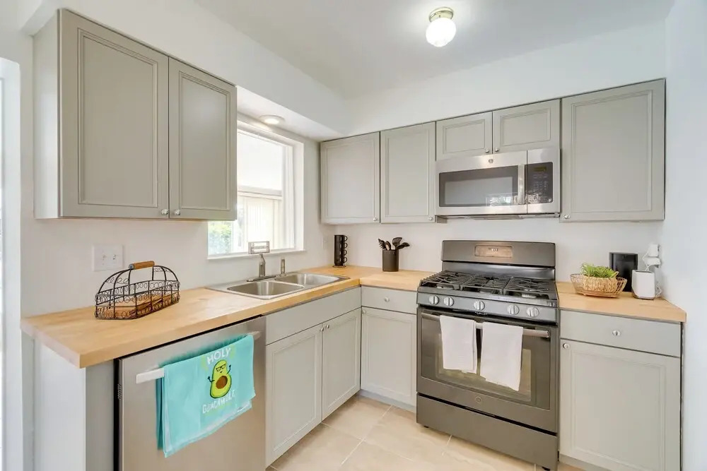 Riverfront Florida Retreat w/ Pool, Patio & Grill!