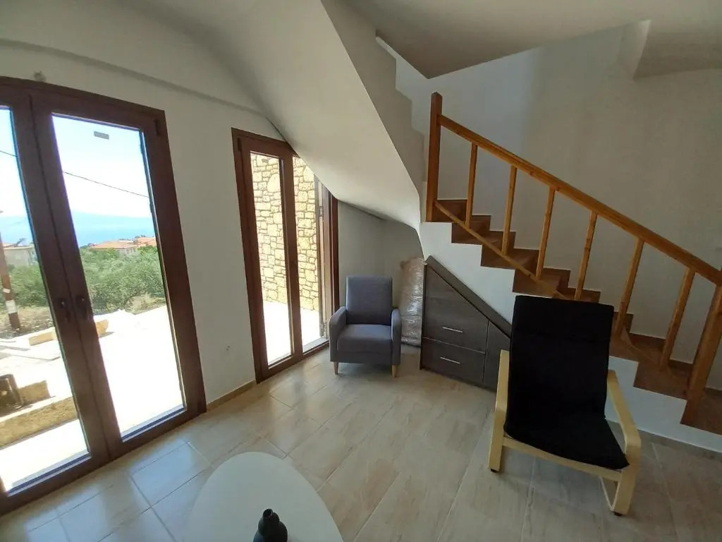 In Between Mani Villas