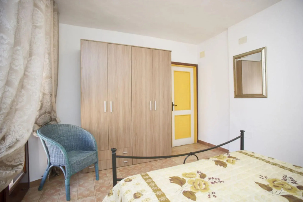 Apartment Number 2 on the seafront of Morcone-MORCONE TRILO N° 2