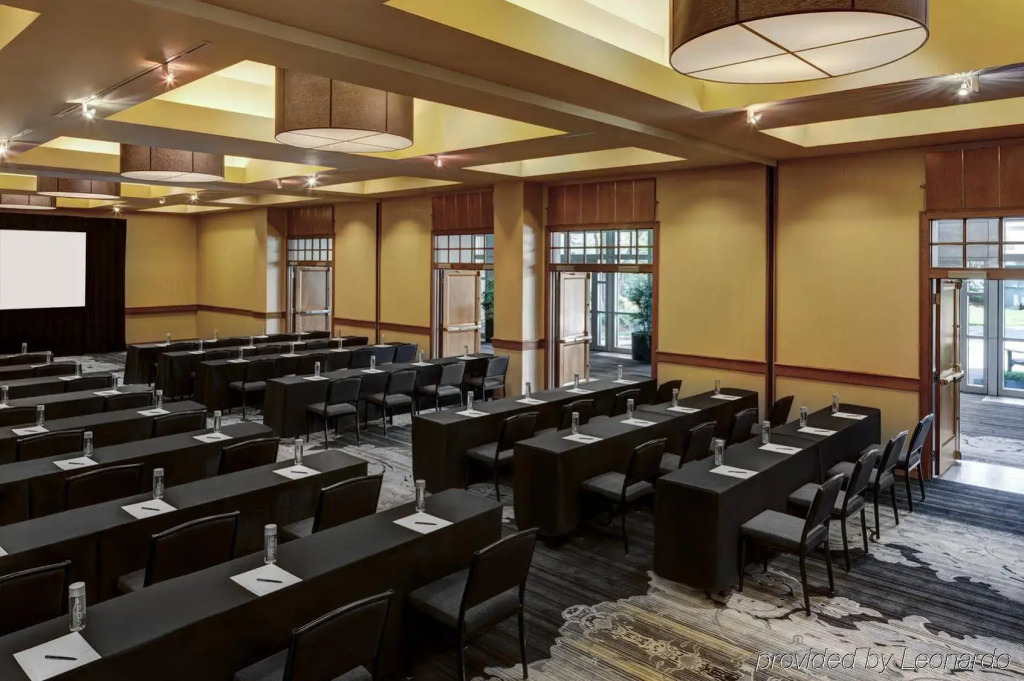 Le Meridien Boston Cambridge