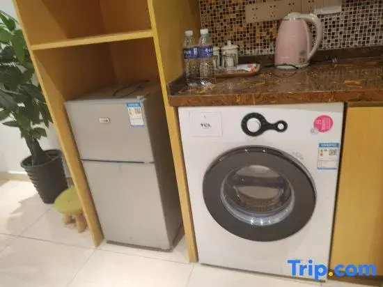 Tiantian Theme Apartment (Dongguan Wanjiang Bus Terminal Branch)