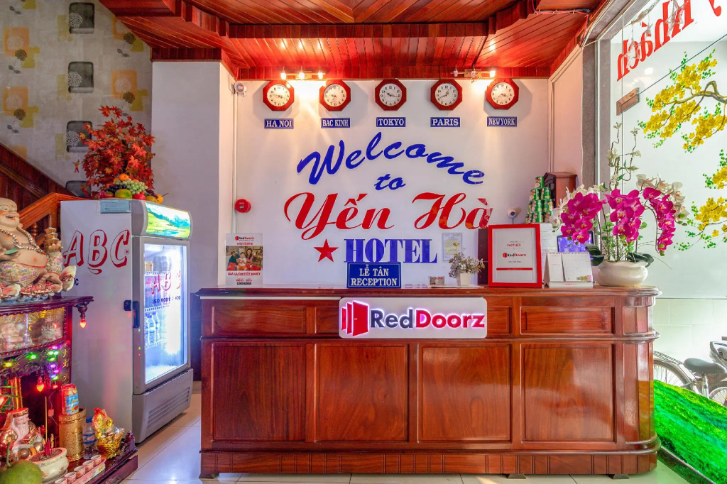 RedDoorz @ Phan Huy Ich Street