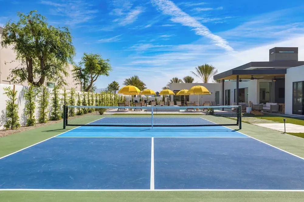 Sleeps 34 2 Villas Pool Pickleball Bocce Polo Villas Elara by AvantStay