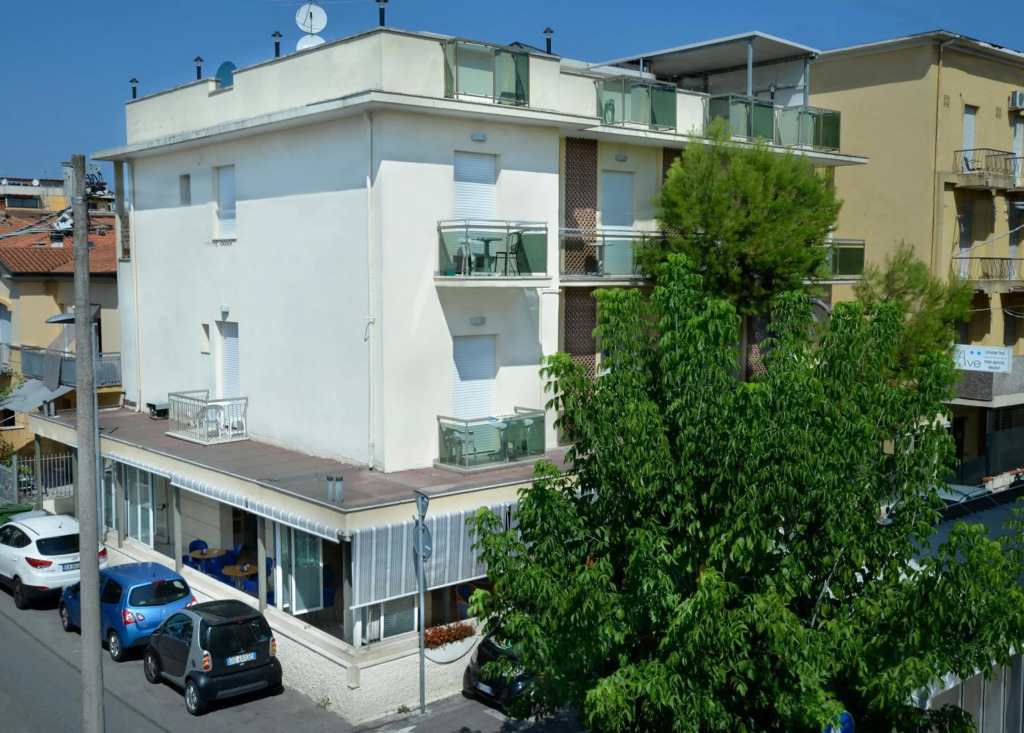 Hotel Ave