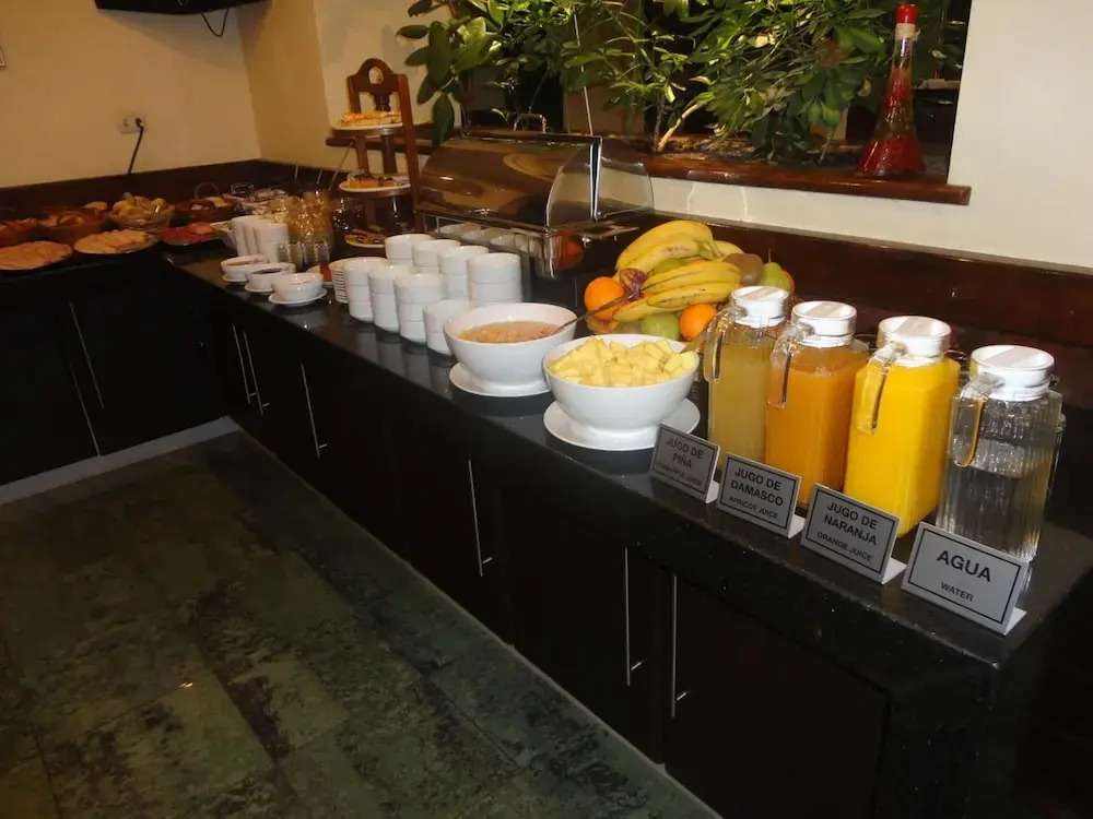 Hotel Diego de Almagro Los Angeles