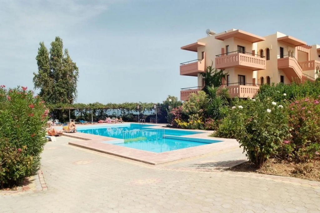 Ekavi Apartments