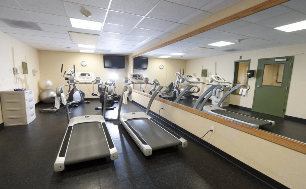Holiday Inn & Suites - Barstow by IHG