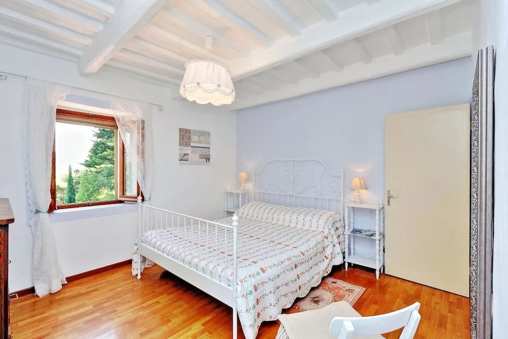 Villa With Private Pool and Garden in Private Location
