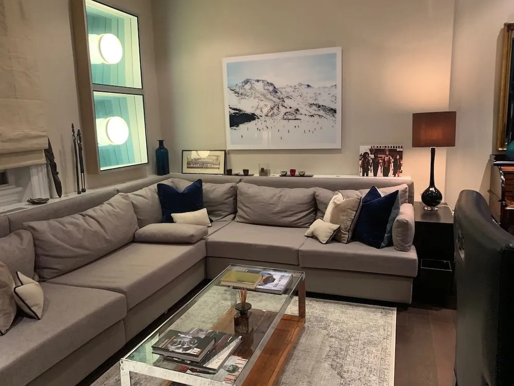Charming and Full Of Character Apartment