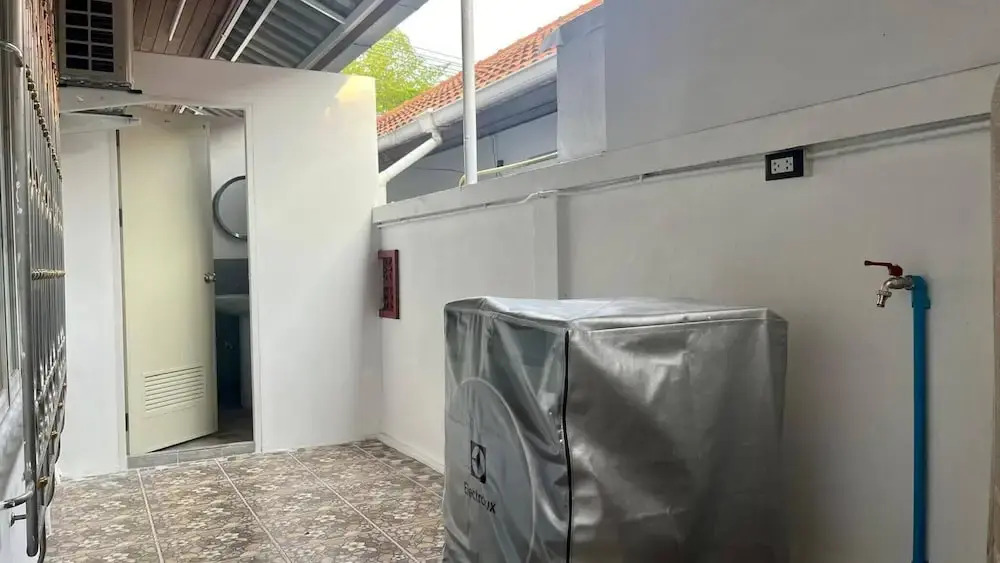 Valley 40 - 2 bdr Private Villa Near Phuket Town