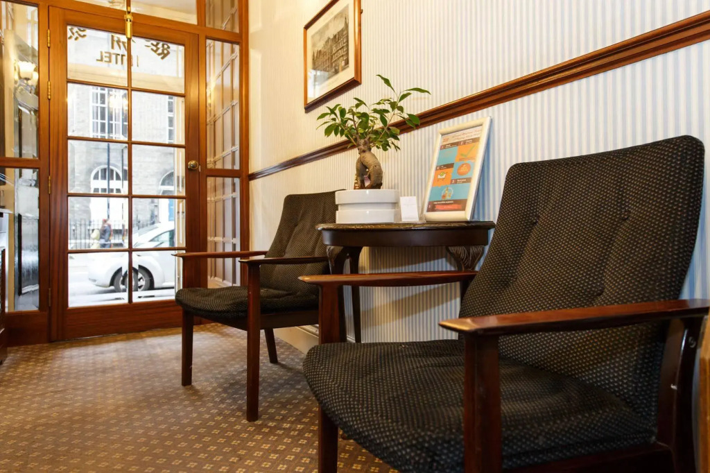 Regency House Hotel