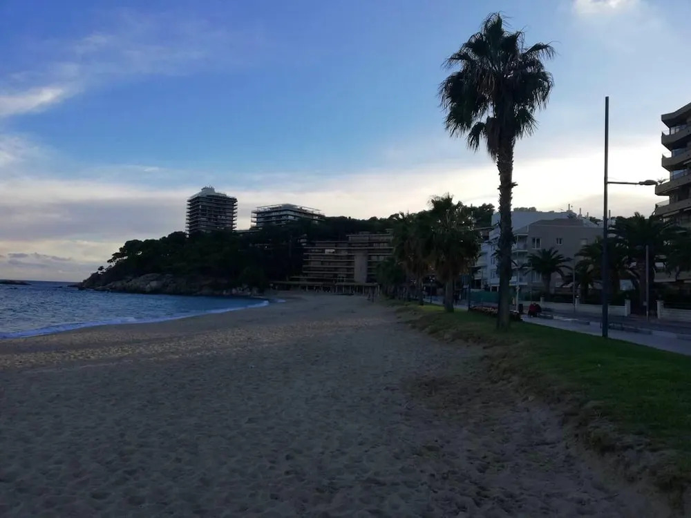 Apartment With one Bedroom in Calonge, With Wonderful sea View, Enclosed Garden and Wifi