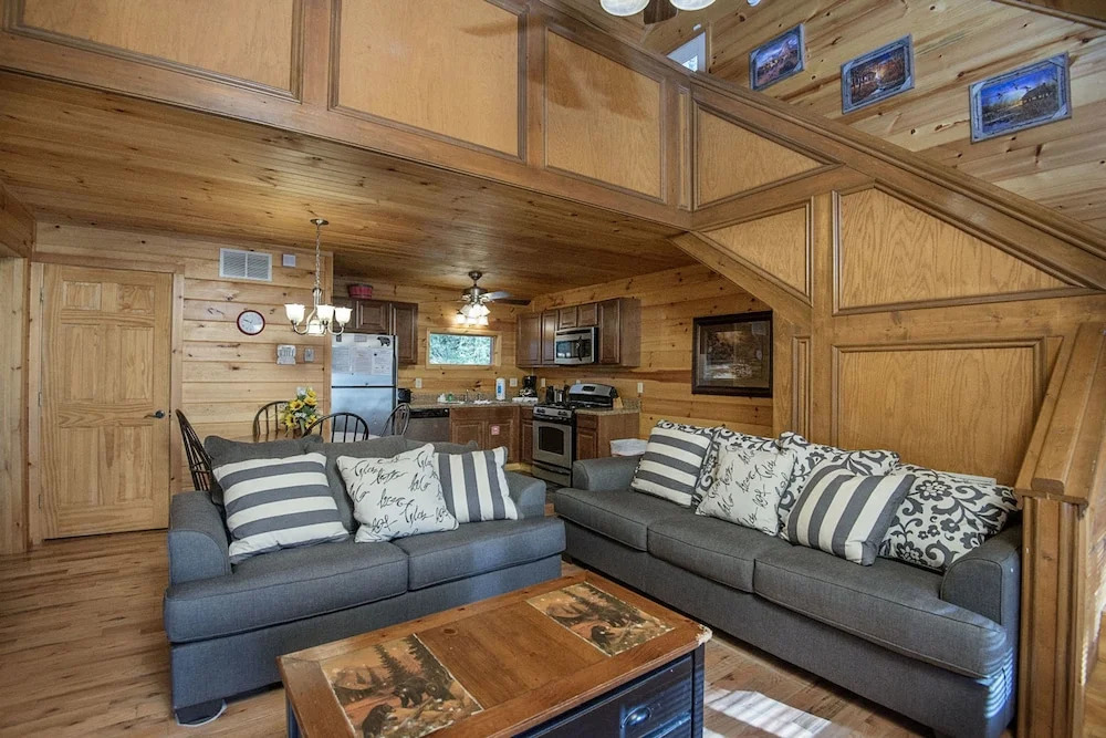 Simple Pleasures by Heritage Cabin Rentals