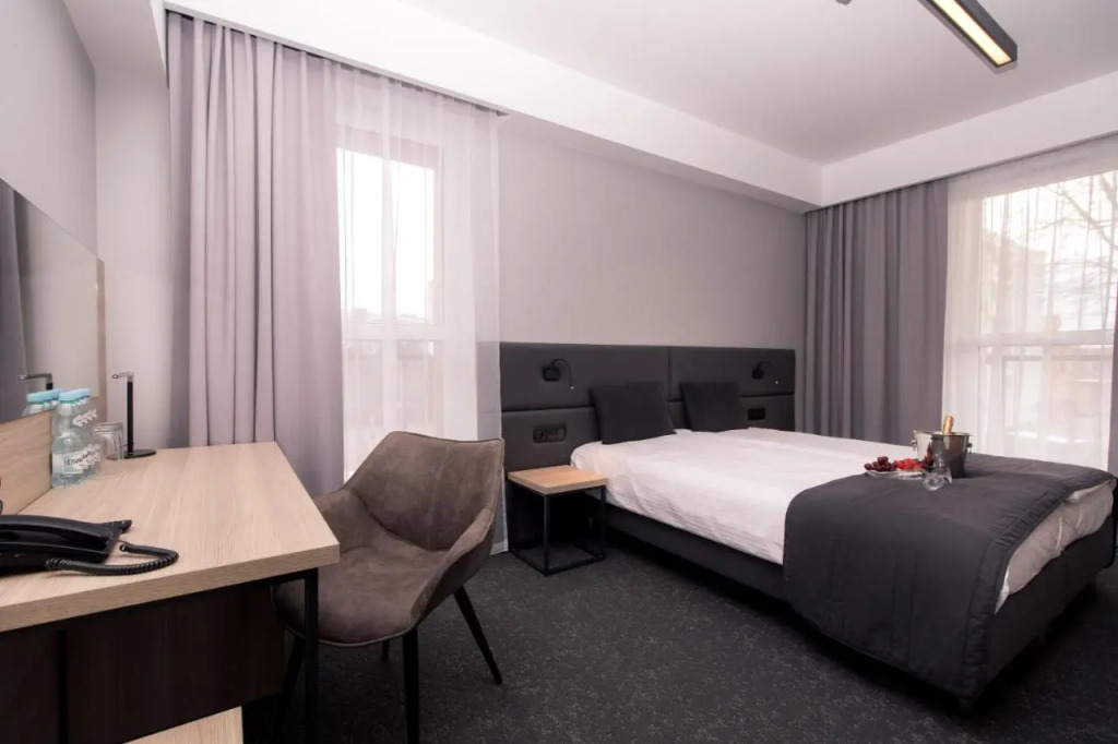 Bulvar Hotel