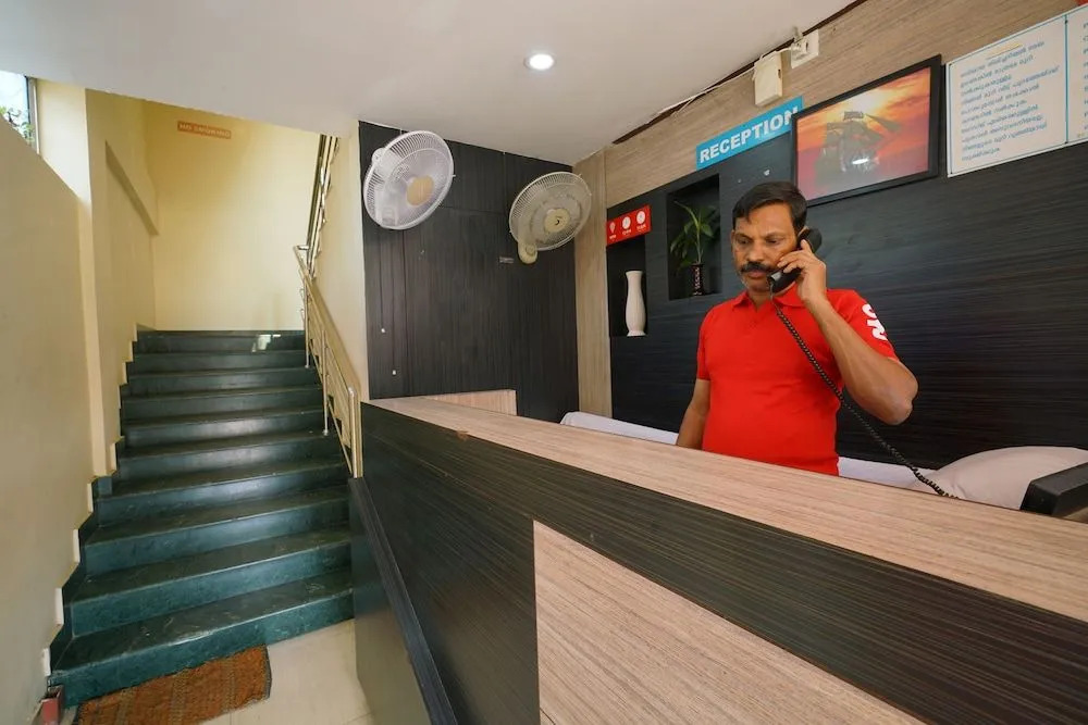 OYO 4280 The City Gate Residency