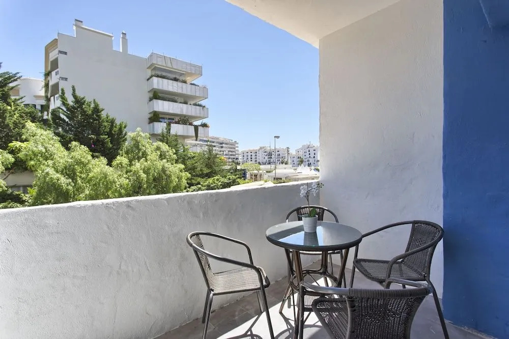 Banus Beach Studios