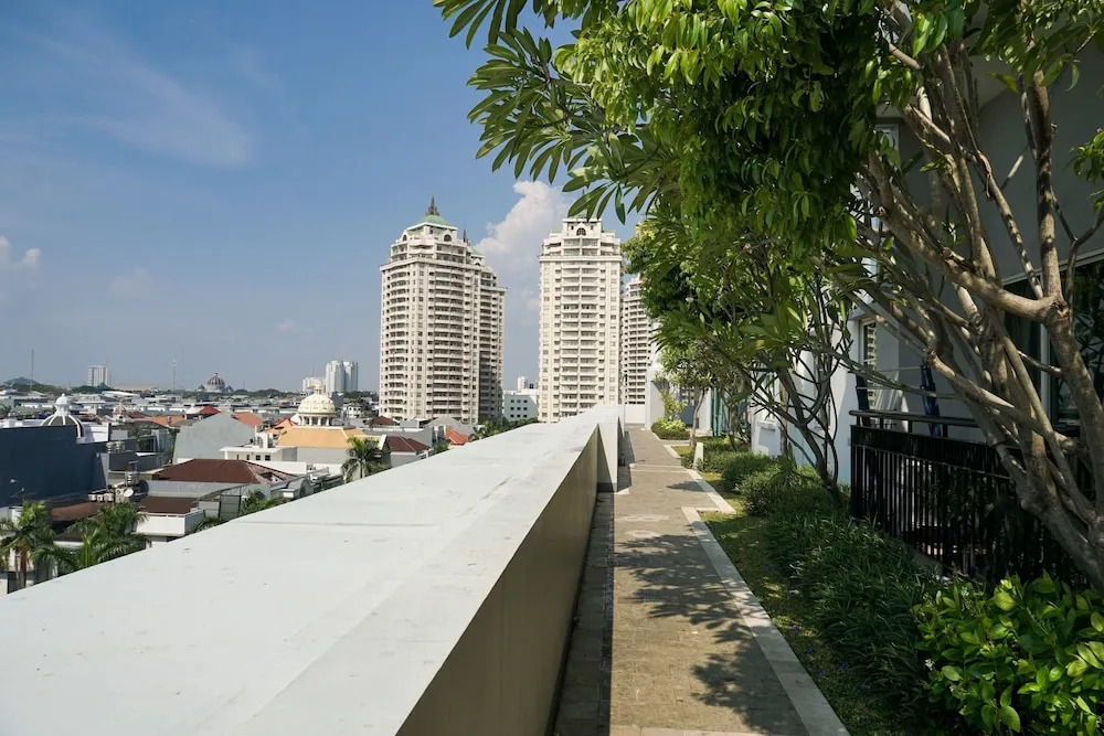 Spacious 3br Apartment Paladian Park Kelapa Gading Near Moi
