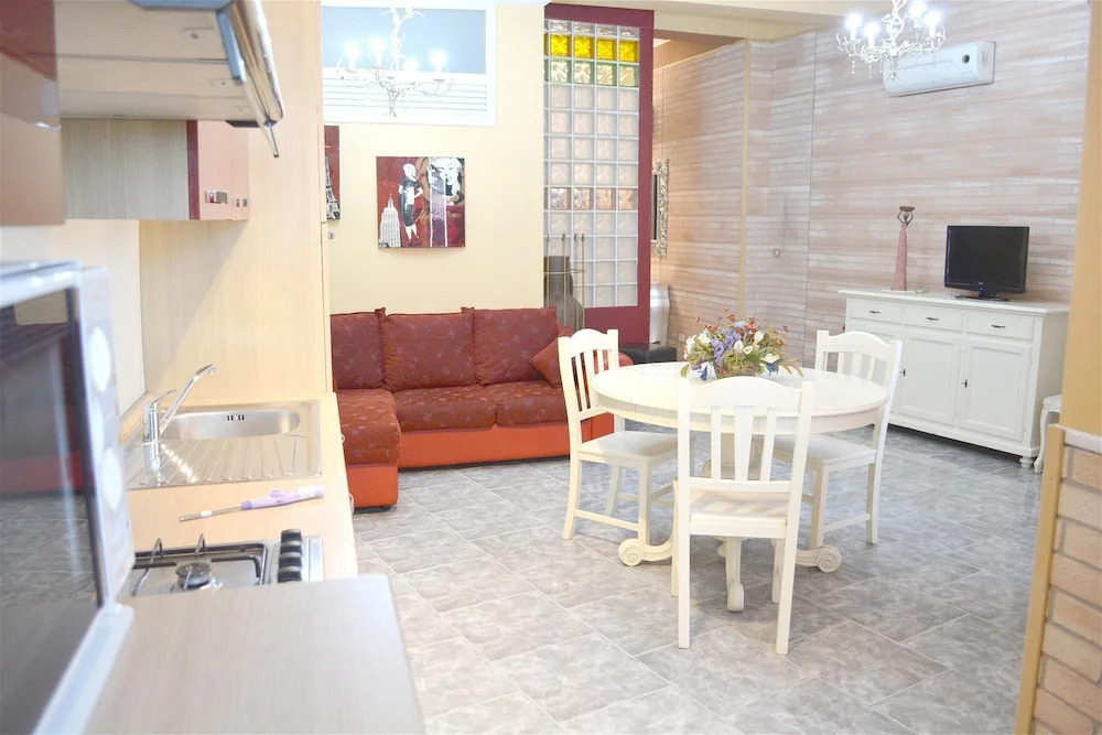 Apartment With 2 Bedrooms in Reggio Calabria - 2 km From the Beach