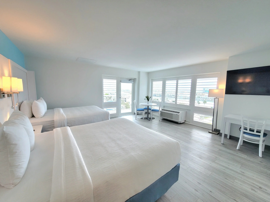 ChartHouse Clearwater Beach Marina Hotel