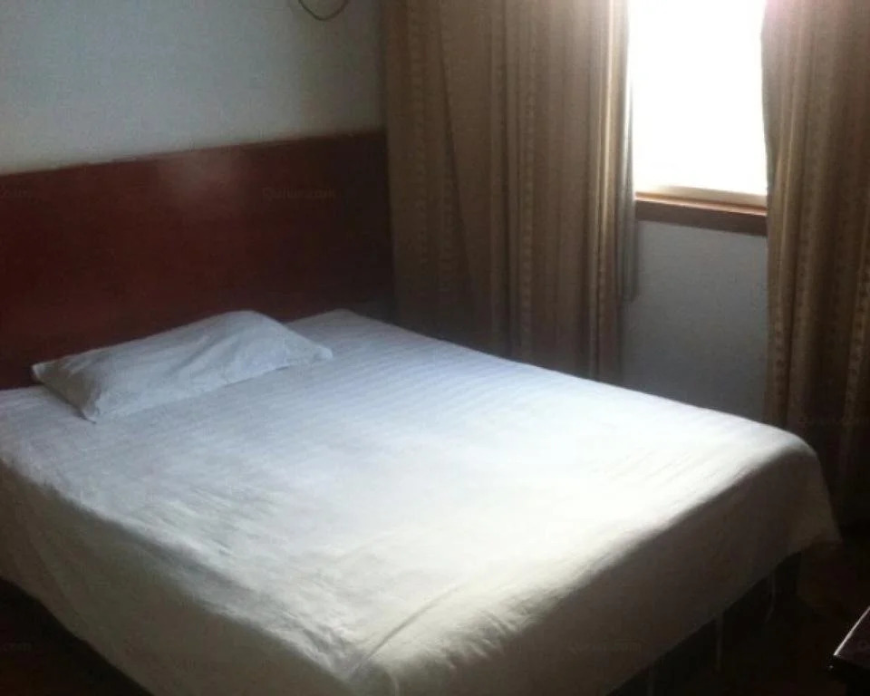 Zhongxiang Hongdu Hotel
