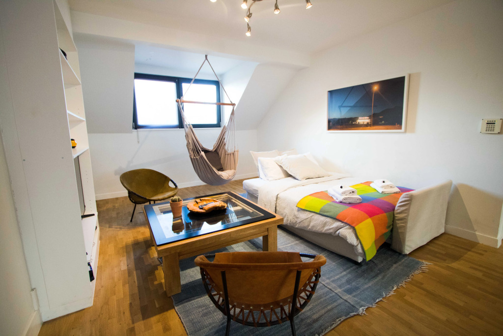 Unit 8 - Charming Loft Apt. Near Avenue Louise