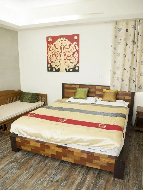 Home & Teak Residence
