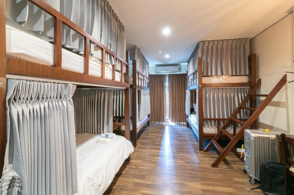 Phobphan Hostel